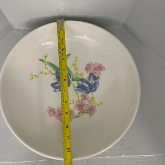 Extra Large Italian Serving Bowl Floral Design Italy - Picture 9 of 9